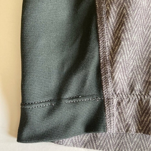 Lululemon T.H.E Short 11" Linerless Small - Picture 10 of 12